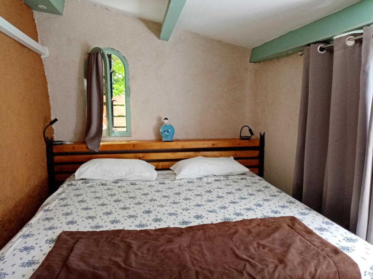 L'Atelier Bed & Breakfast Saint-Maximin  Cameră foto